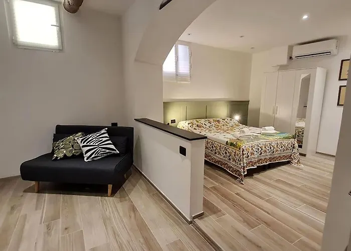Le Prie Rooms